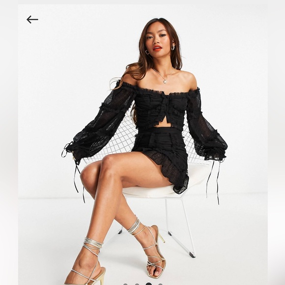 ASOS | Textured Chiffon Crop Top with Button Front Detail - Picture 2 of 5